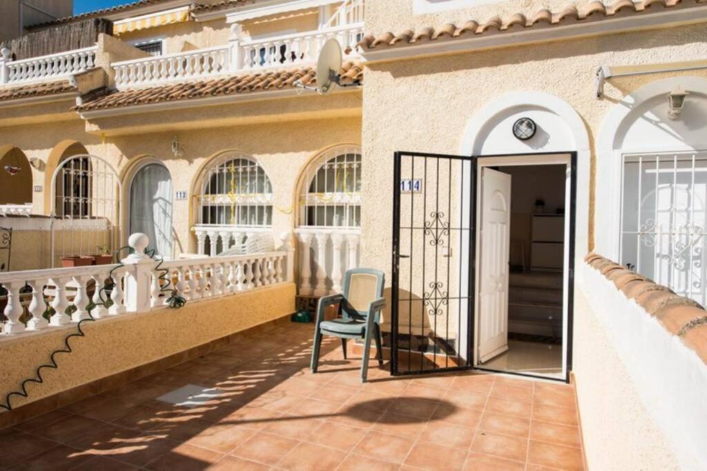 Bungalow Moderno Luminoso Terraza Solarium Patio Puerto Marino Luaran gambar
